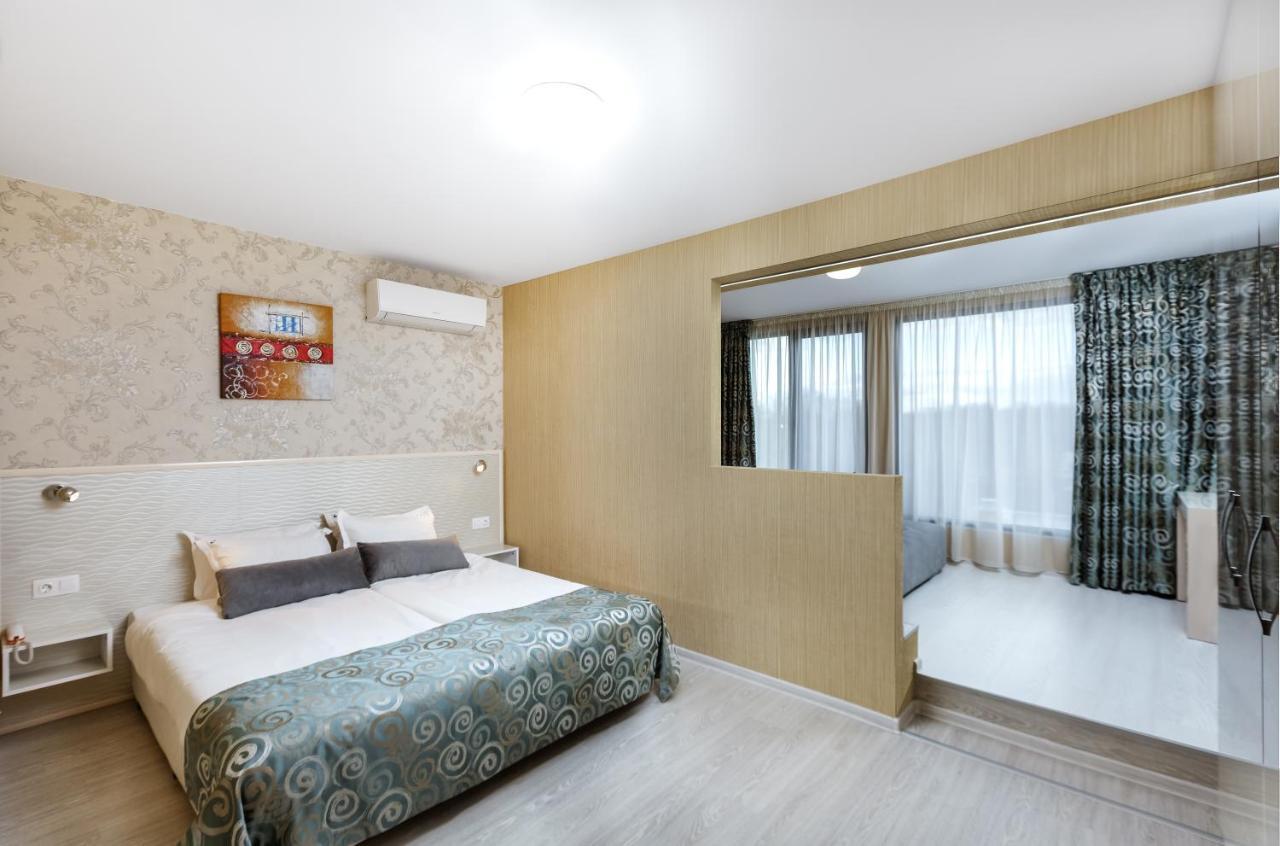 Hotel Capri Plovdiv Buitenkant foto