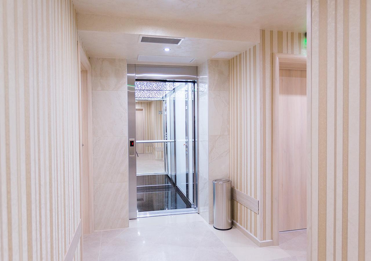 Hotel Capri Plovdiv Buitenkant foto